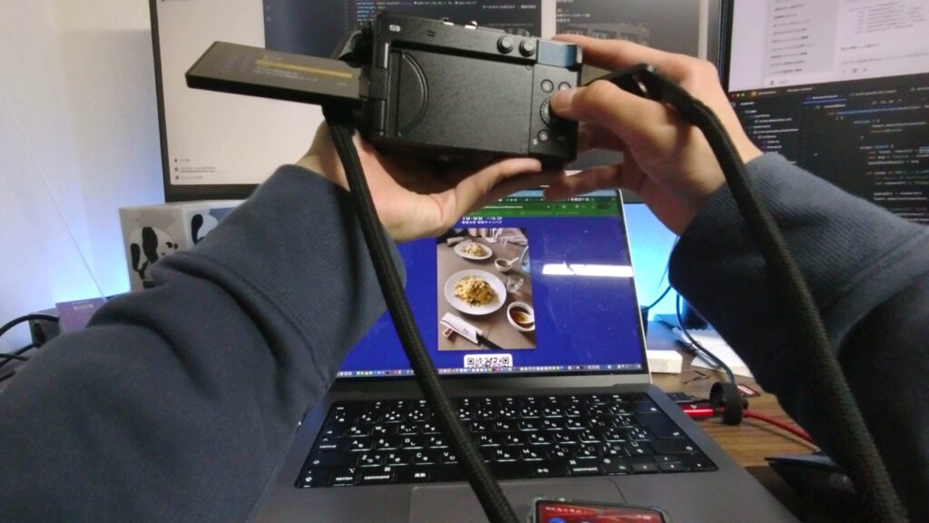 一眼の撮影写真をすぐに来場者に共有するシステムの開発